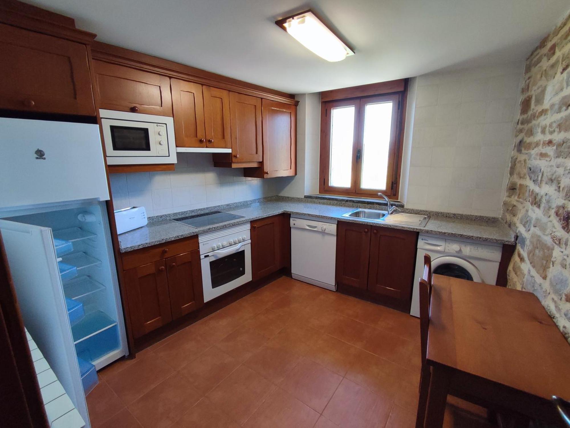 דירות Casas Pirineo, אינסה חדר תמונה