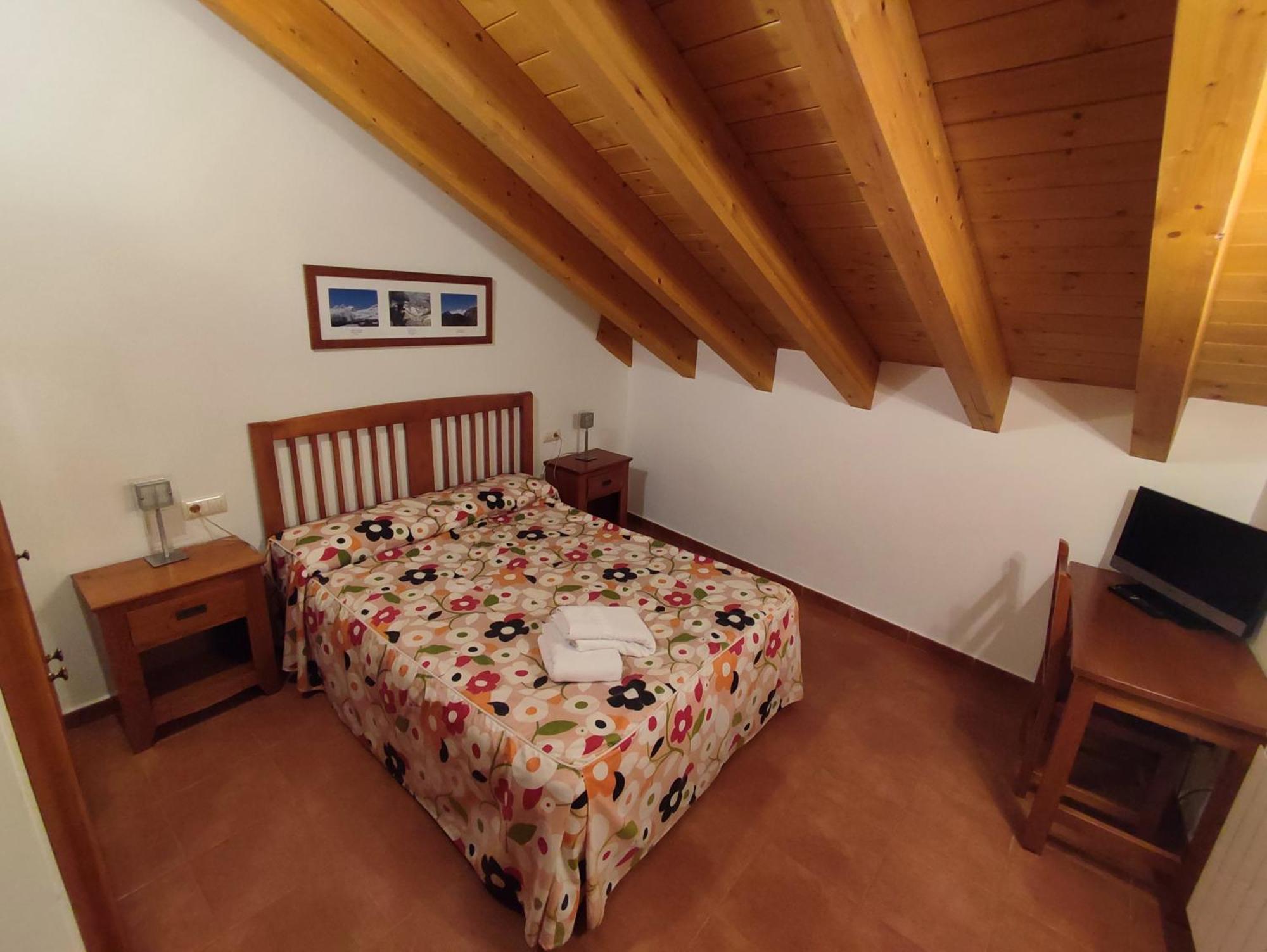 דירות Casas Pirineo, אינסה חדר תמונה