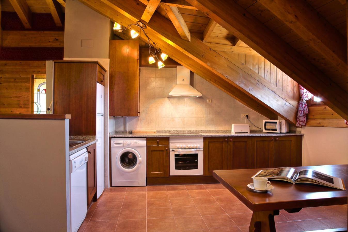 דירות Casas Pirineo, אינסה מראה חיצוני תמונה